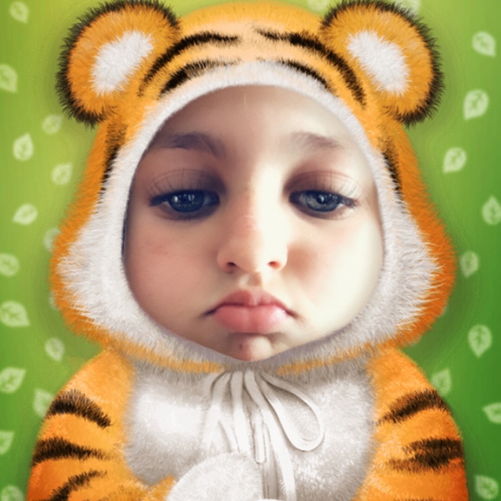 Meet your Posher, Leila